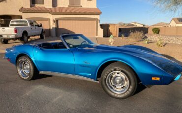 Chevrolet-Corvette-convertible-1973-1