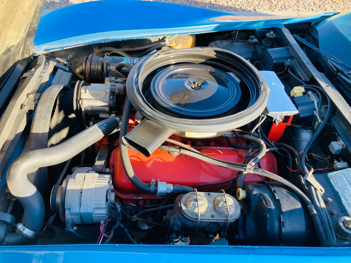 Chevrolet-Corvette-convertible-1973-5