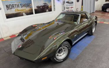 Chevrolet-Corvette-convertible-1974-19