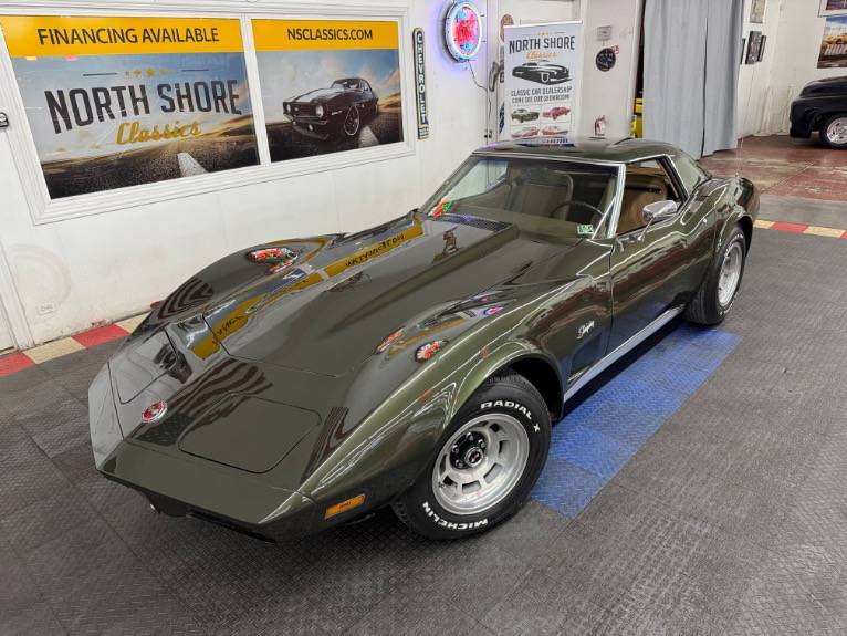 Chevrolet-Corvette-convertible-1974-19