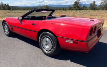 Chevrolet-Corvette-convertible-1986