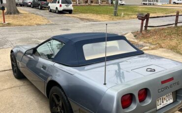 Chevrolet-Corvette-convertible-1991-3