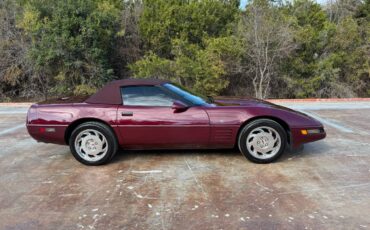 Chevrolet-Corvette-convertible-1993-12