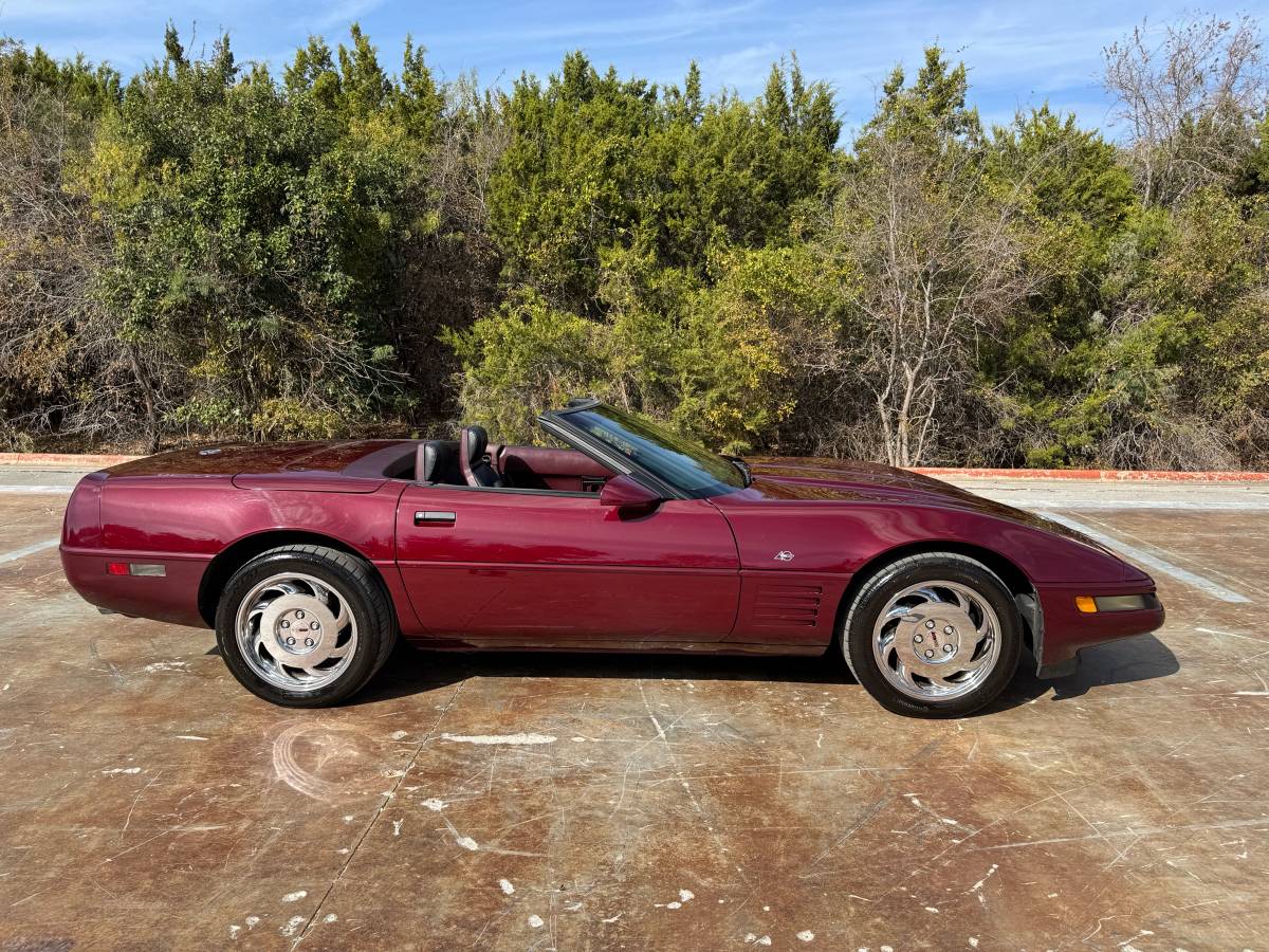 Chevrolet-Corvette-convertible-1993-5