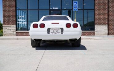 Chevrolet-Corvette-corvette-amp-convertible-1993-2