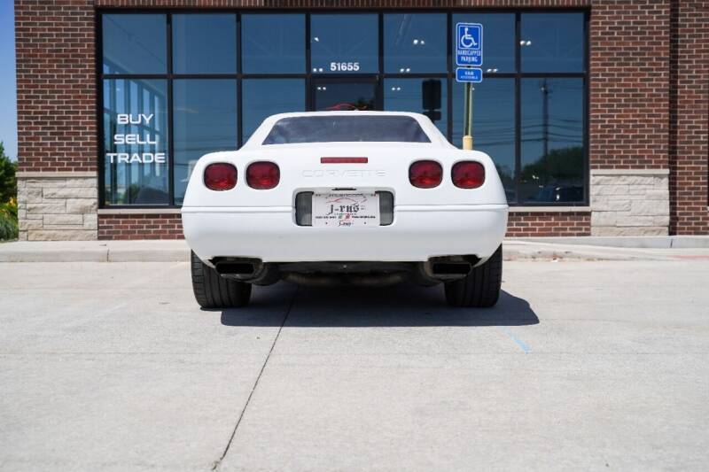 Chevrolet-Corvette-corvette-amp-convertible-1993-2