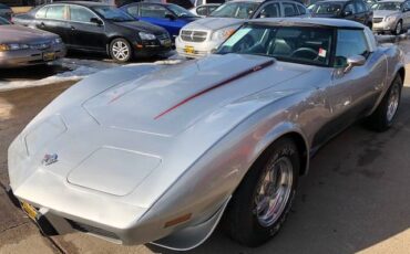 Chevrolet-Corvette-coupe-1979-1