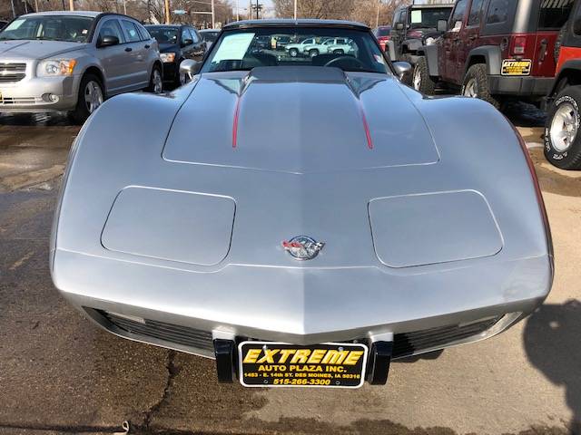 Chevrolet-Corvette-coupe-1979-5