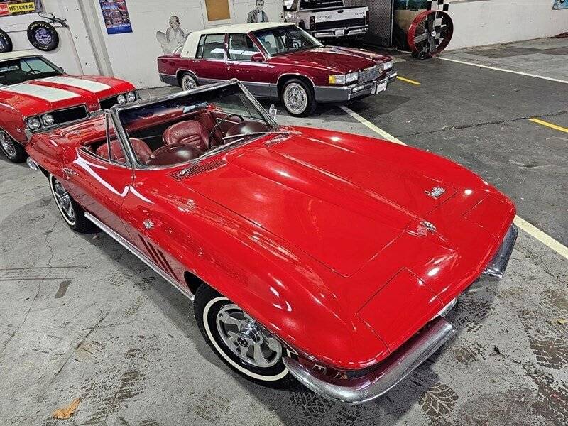 Chevrolet-Corvette-roadster-1966-22