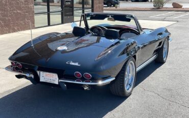 Chevrolet-Corvette-sting-ray-res-1964-3