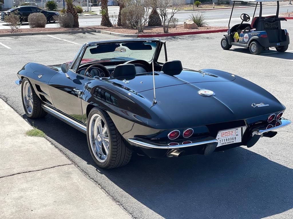 Chevrolet-Corvette-sting-ray-res-1964-5