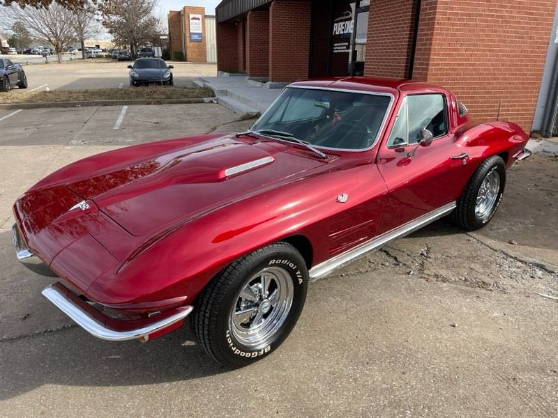 Chevrolet-Corvette-stingray-1964-16