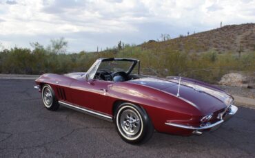 Chevrolet-Corvette-stingray-1965-1