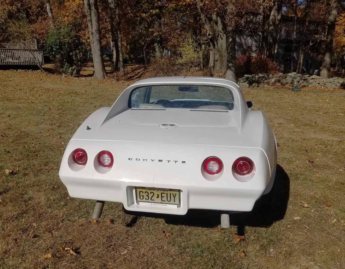 Chevrolet-Corvette-stingray-1974-7