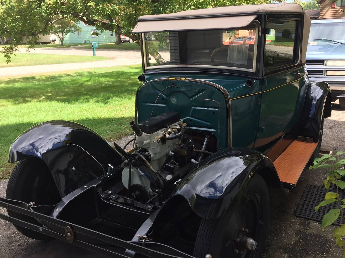 Chevrolet-Coupe-1927-2