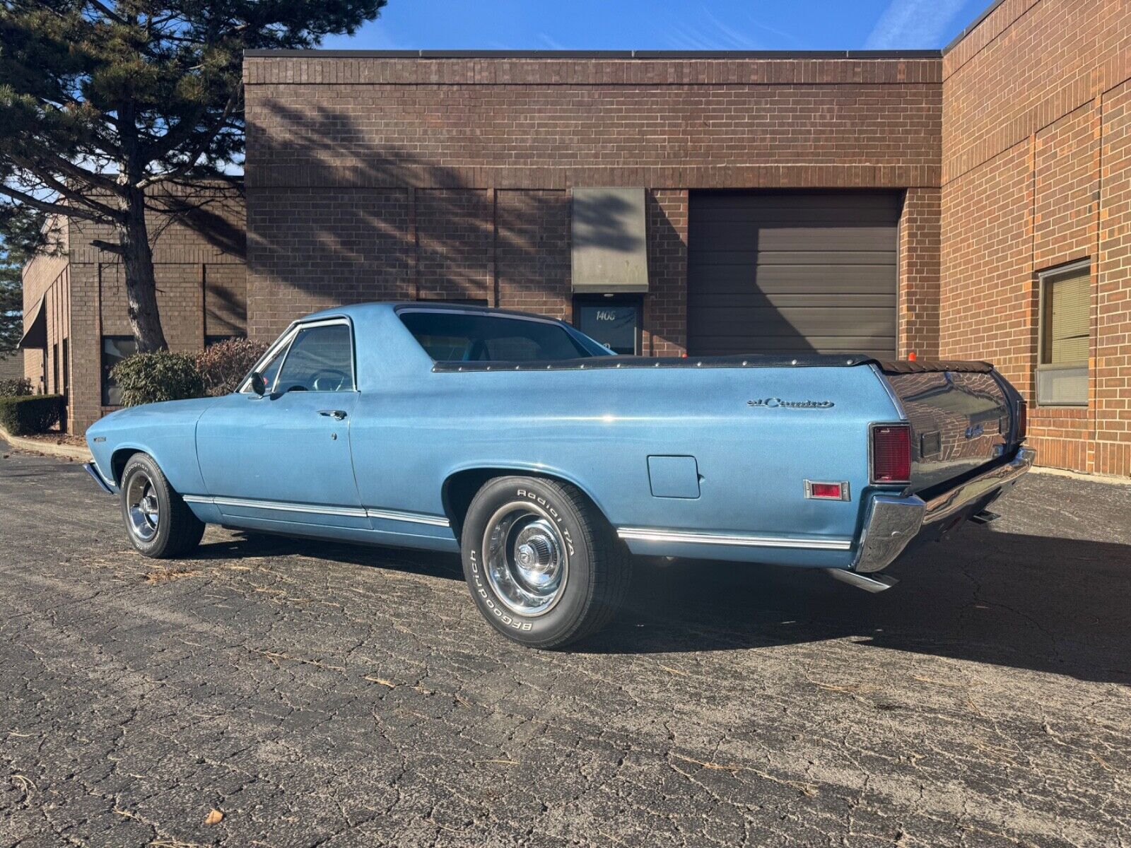 Chevrolet-El-Camino-1969-2