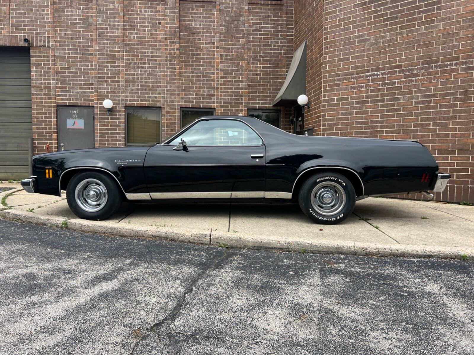 Chevrolet-El-Camino-1974-2