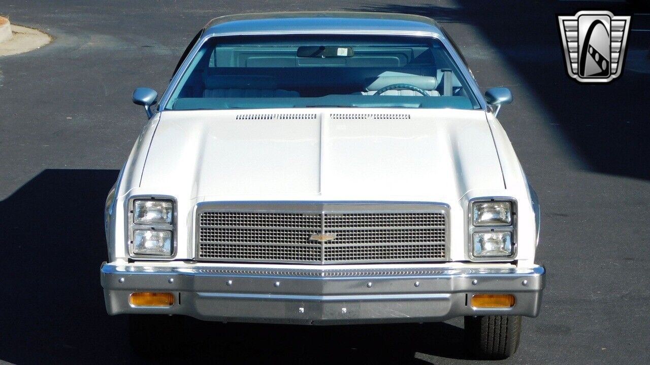 Chevrolet-El-Camino-1977-2