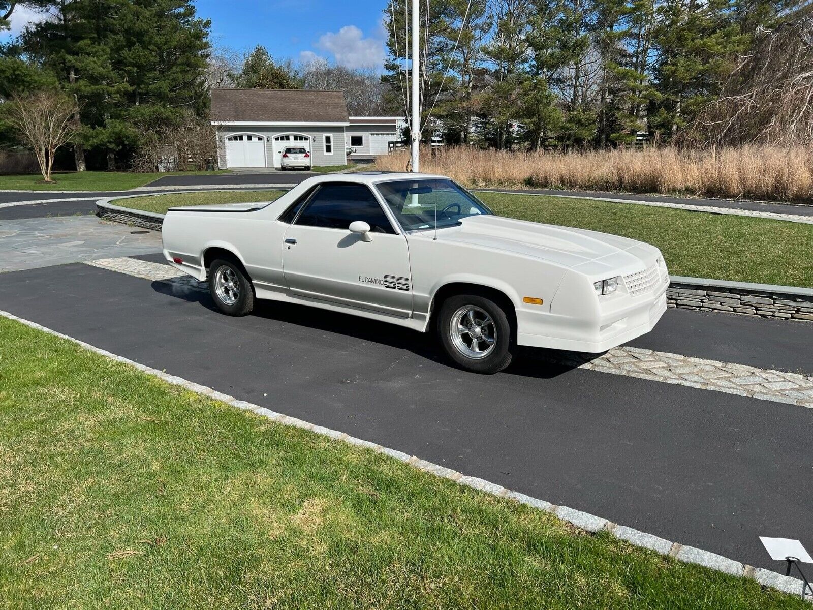 Chevrolet-El-Camino-1983-1