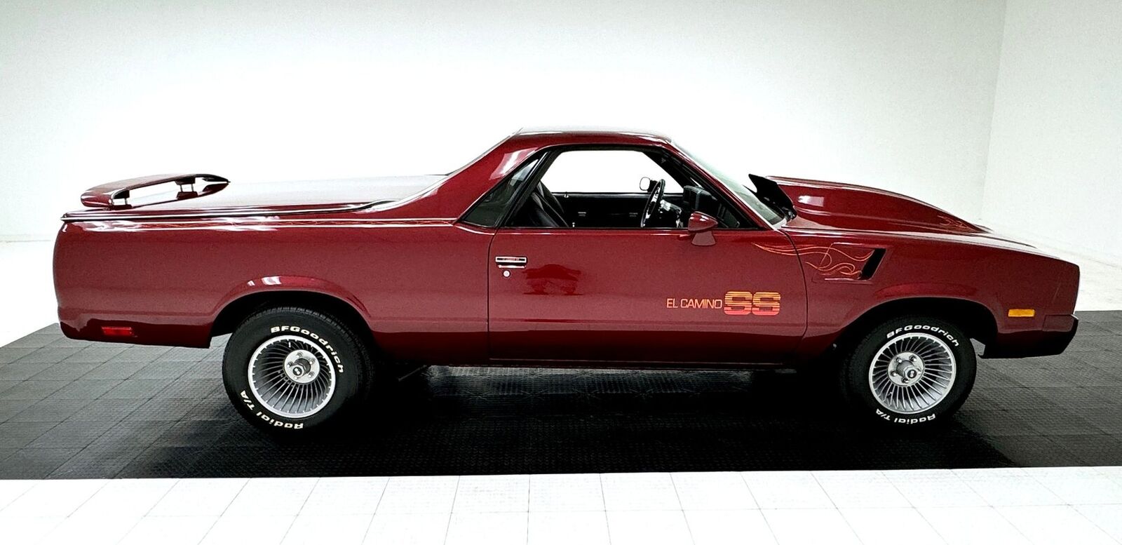 Chevrolet-El-Camino-Pickup-1982-5