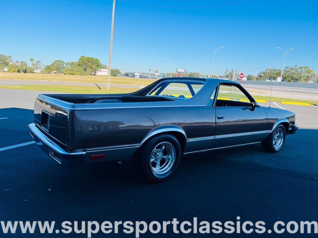 Chevrolet-El-Camino-Pickup-1983-4