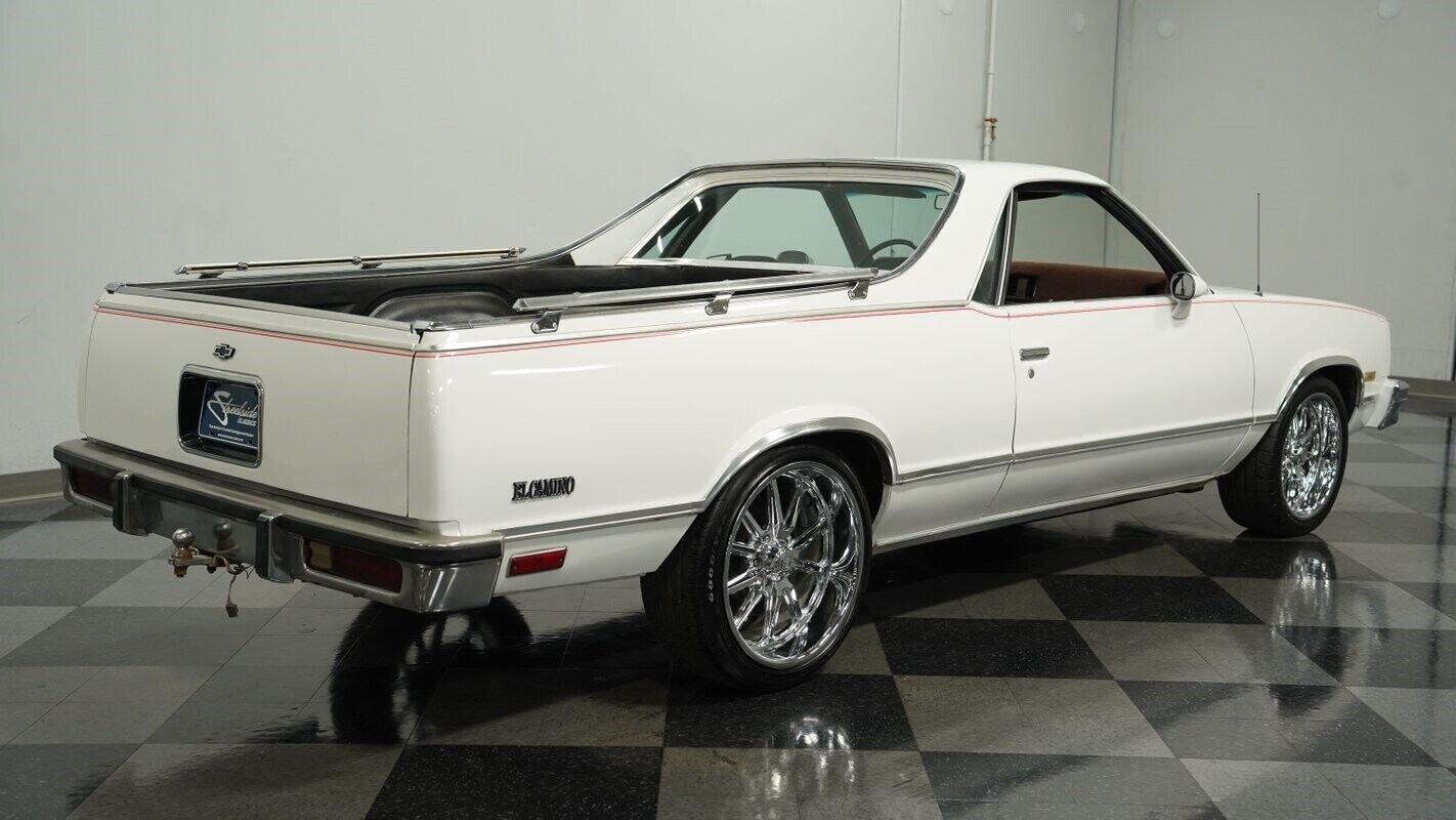 Chevrolet-El-Camino-Pickup-1984-11