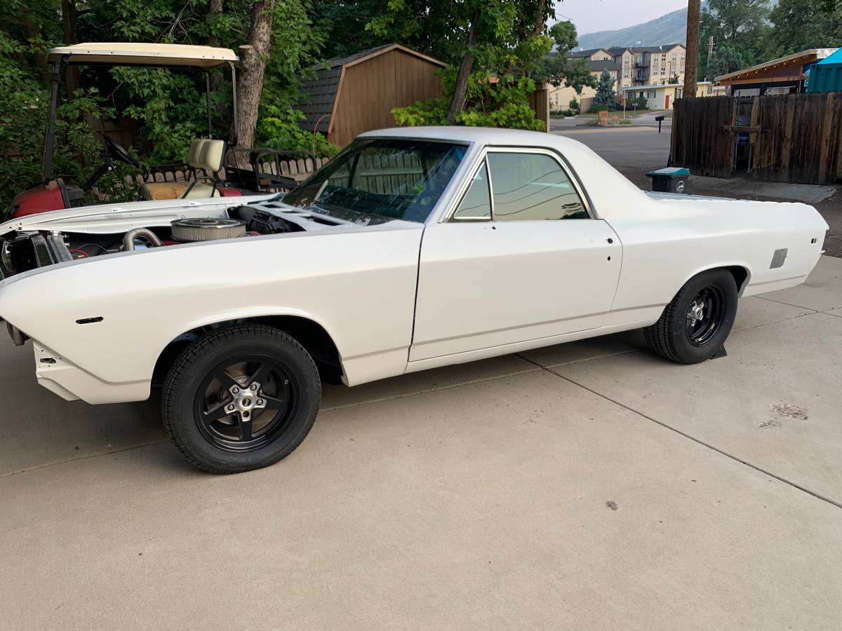 Chevrolet-El-camino-1969-12