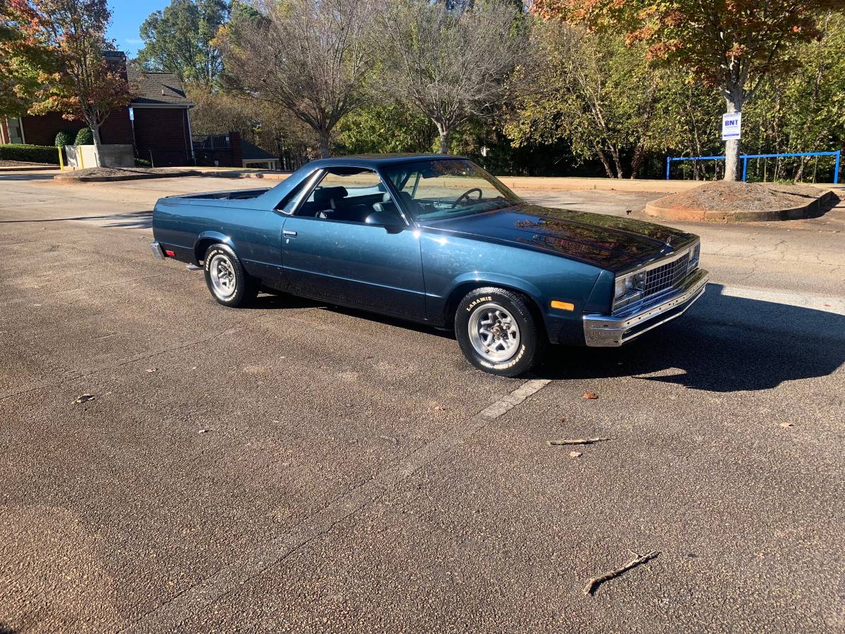 Chevrolet-El-camino-1986-22