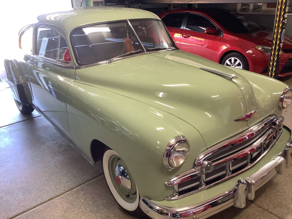 Chevrolet-Fleetline-1949-1