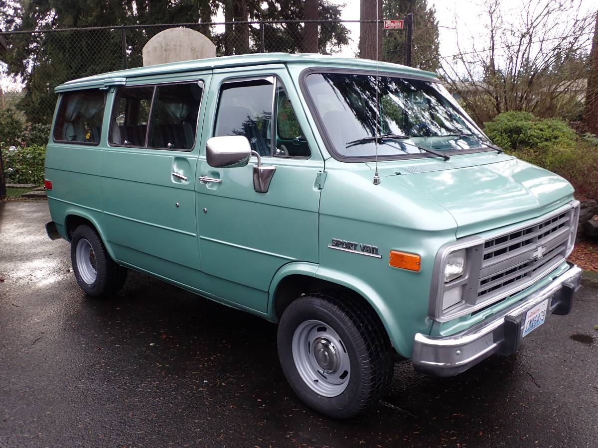 Chevrolet-G-10-1987-6