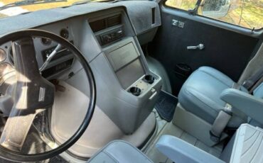 Chevrolet-G20-van-1986-1