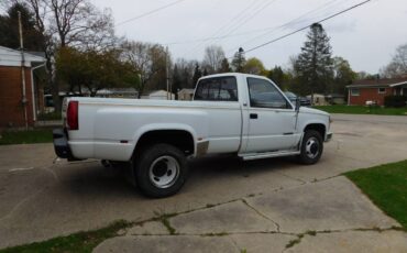 Chevrolet-Gmt-400-1-ton-dually-1988-1