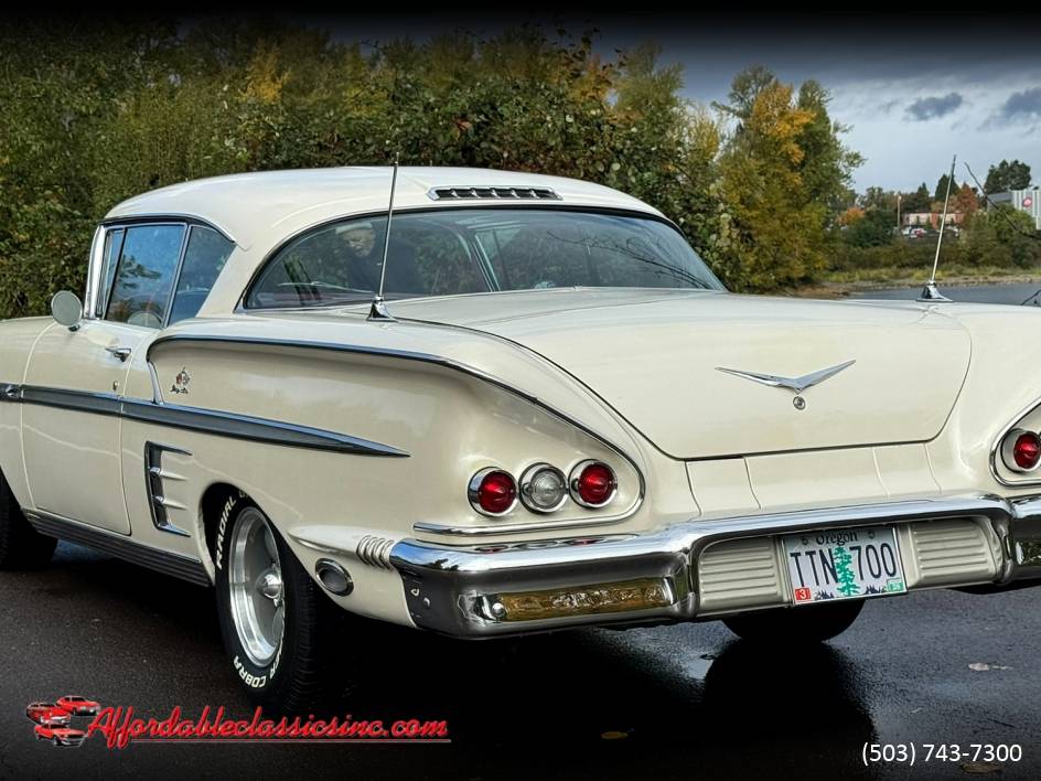 Chevrolet-Impala-1958-2