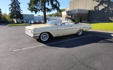 Chevrolet-Impala-1961-7