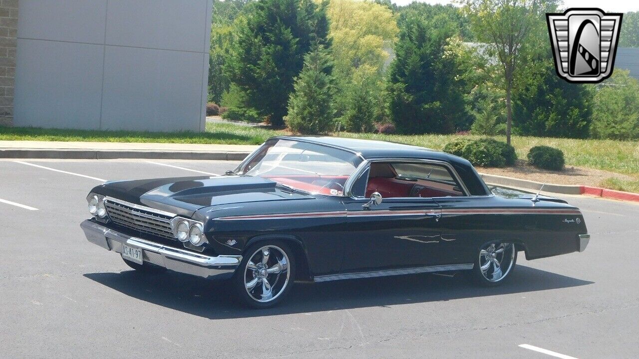 Chevrolet-Impala-1962-2