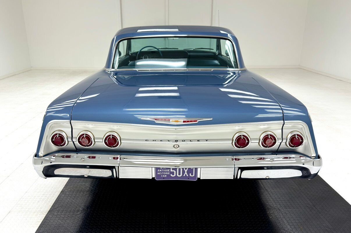 Chevrolet-Impala-1962-3