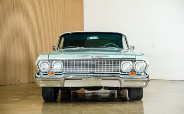 Chevrolet-Impala-1963-1