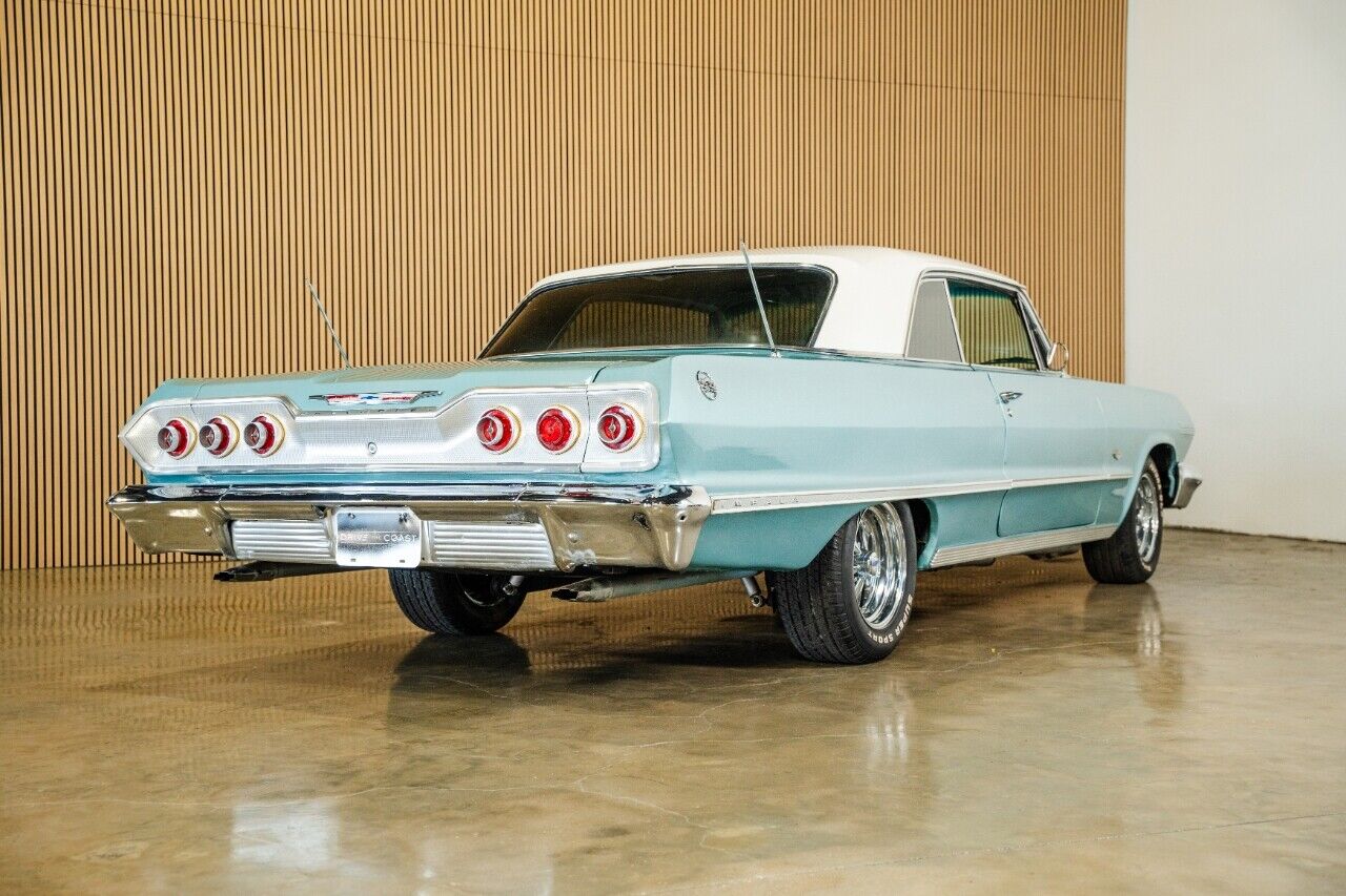 Chevrolet-Impala-1963-22