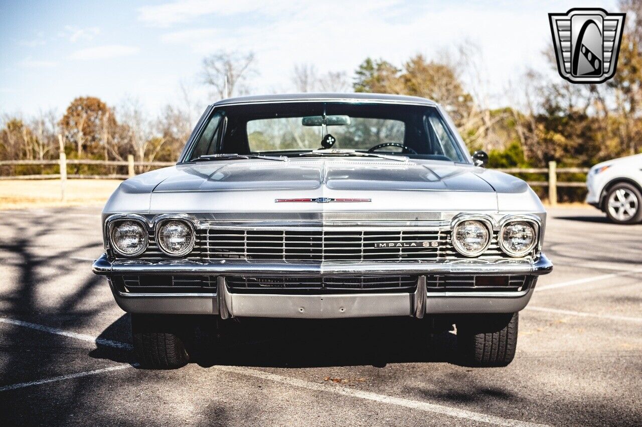 Chevrolet-Impala-1965-9