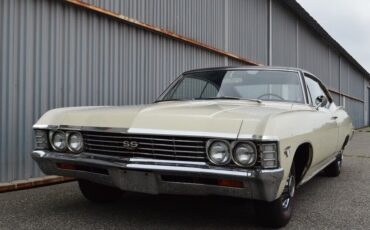 Chevrolet-Impala-1967-1