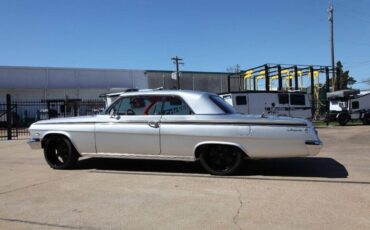 Chevrolet-Impala-502-Coupe-1962-3