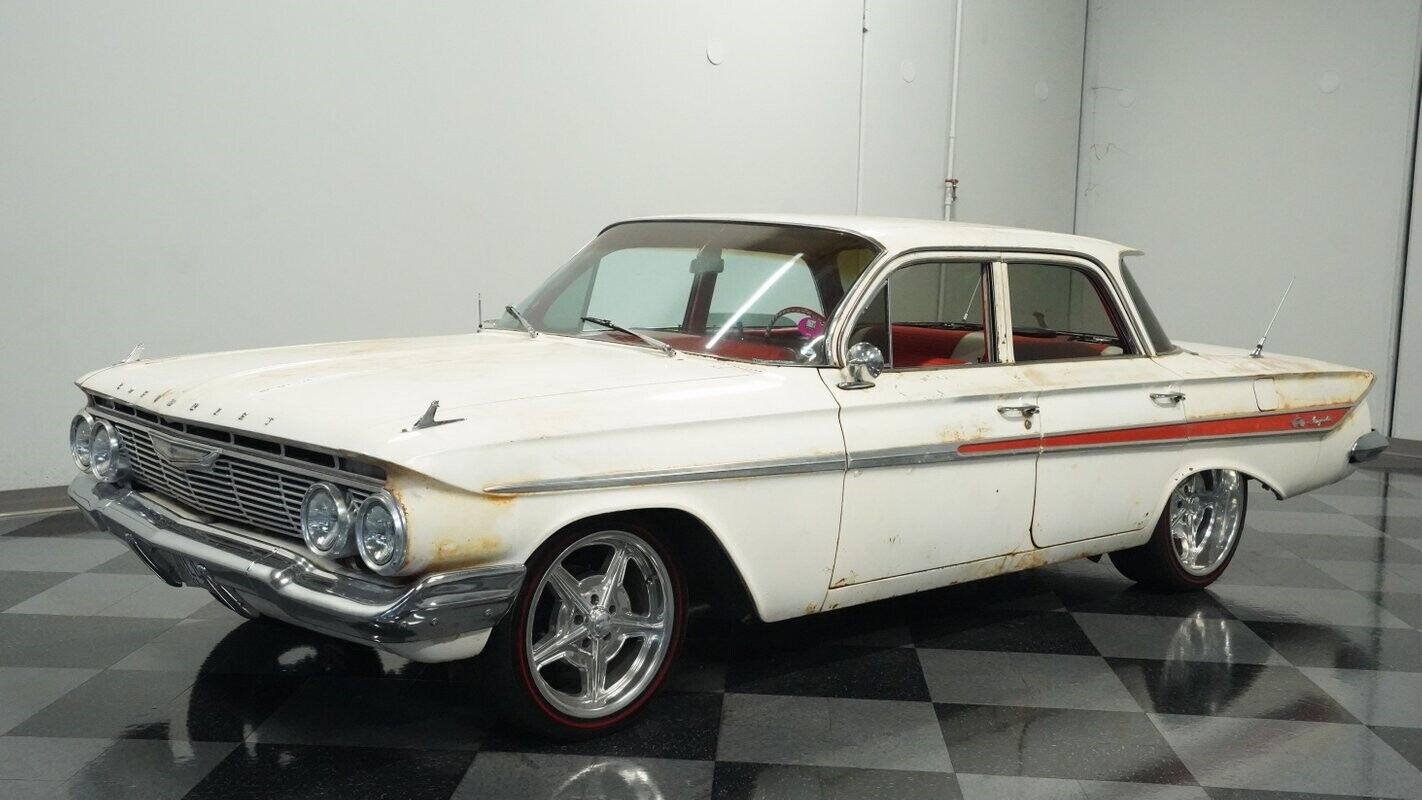 Chevrolet-Impala-Berline-1961-6