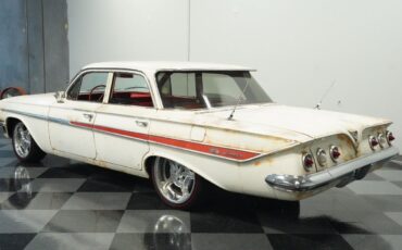 Chevrolet-Impala-Berline-1961-7