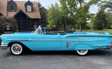 Chevrolet-Impala-Cabriolet-1958-2