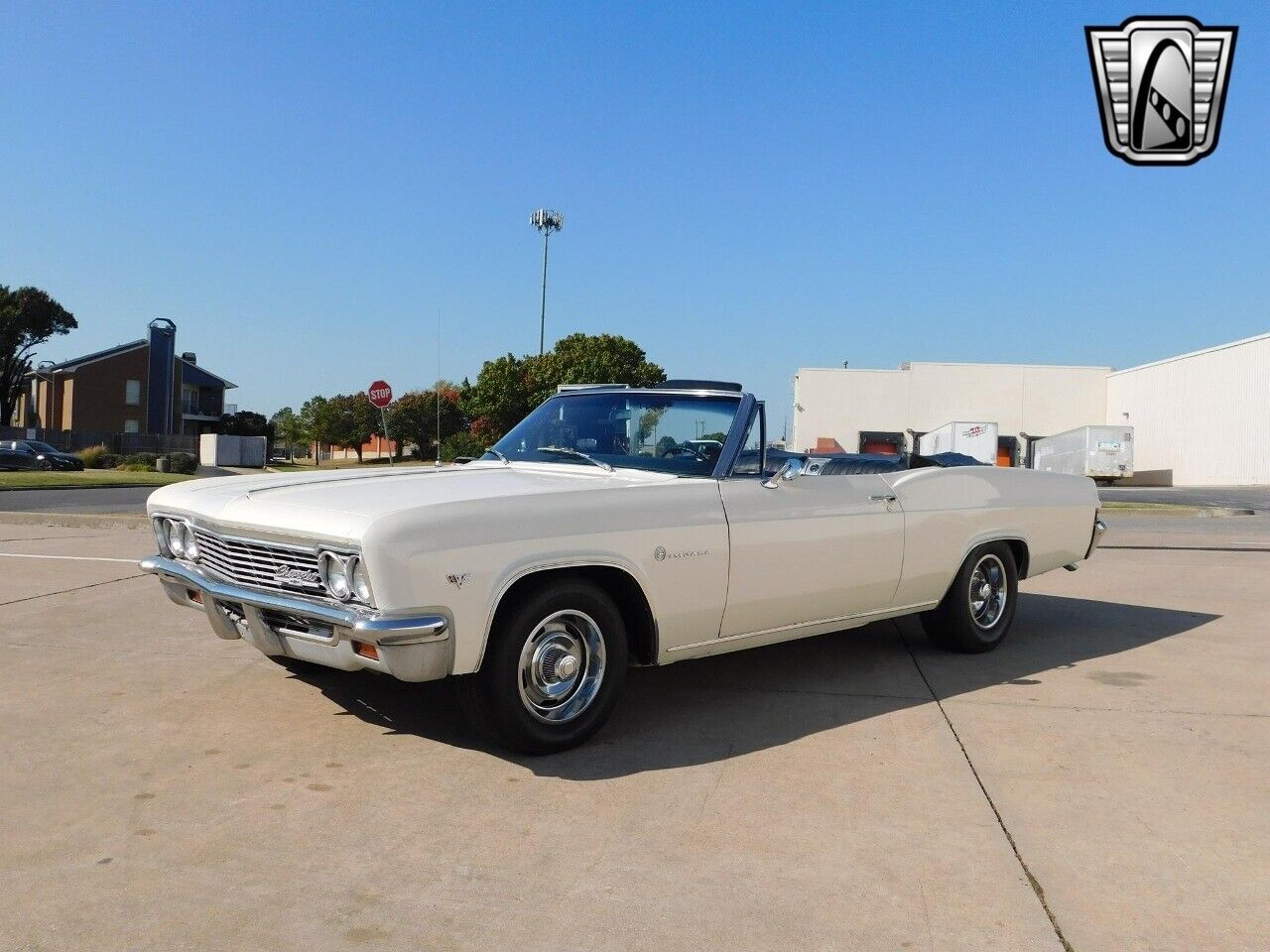 Chevrolet-Impala-Cabriolet-1966-2