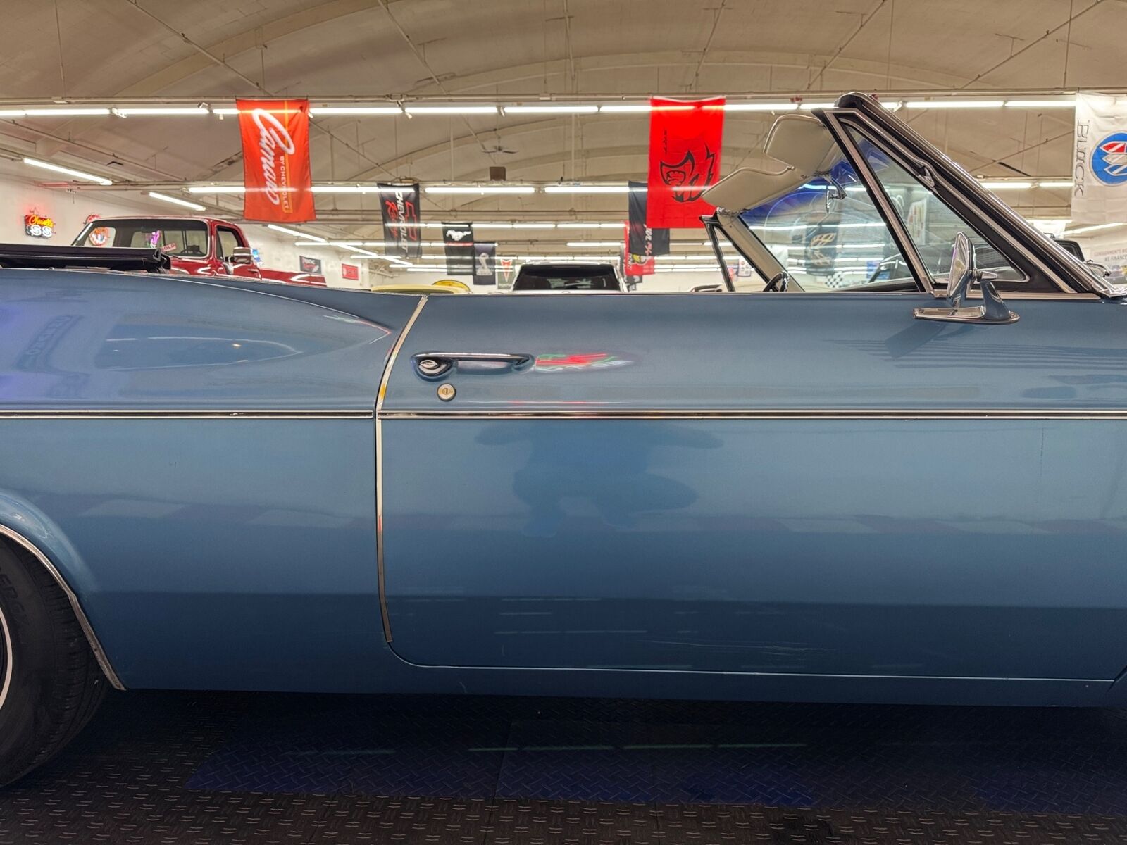 Chevrolet-Impala-Cabriolet-1966-29