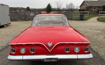 Chevrolet-Impala-Coupe-1961-10