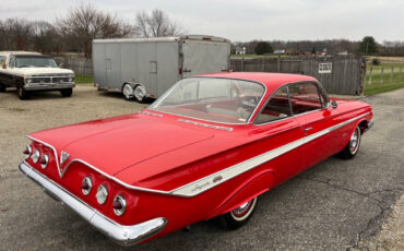 Chevrolet-Impala-Coupe-1961-12