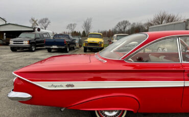 Chevrolet-Impala-Coupe-1961-16