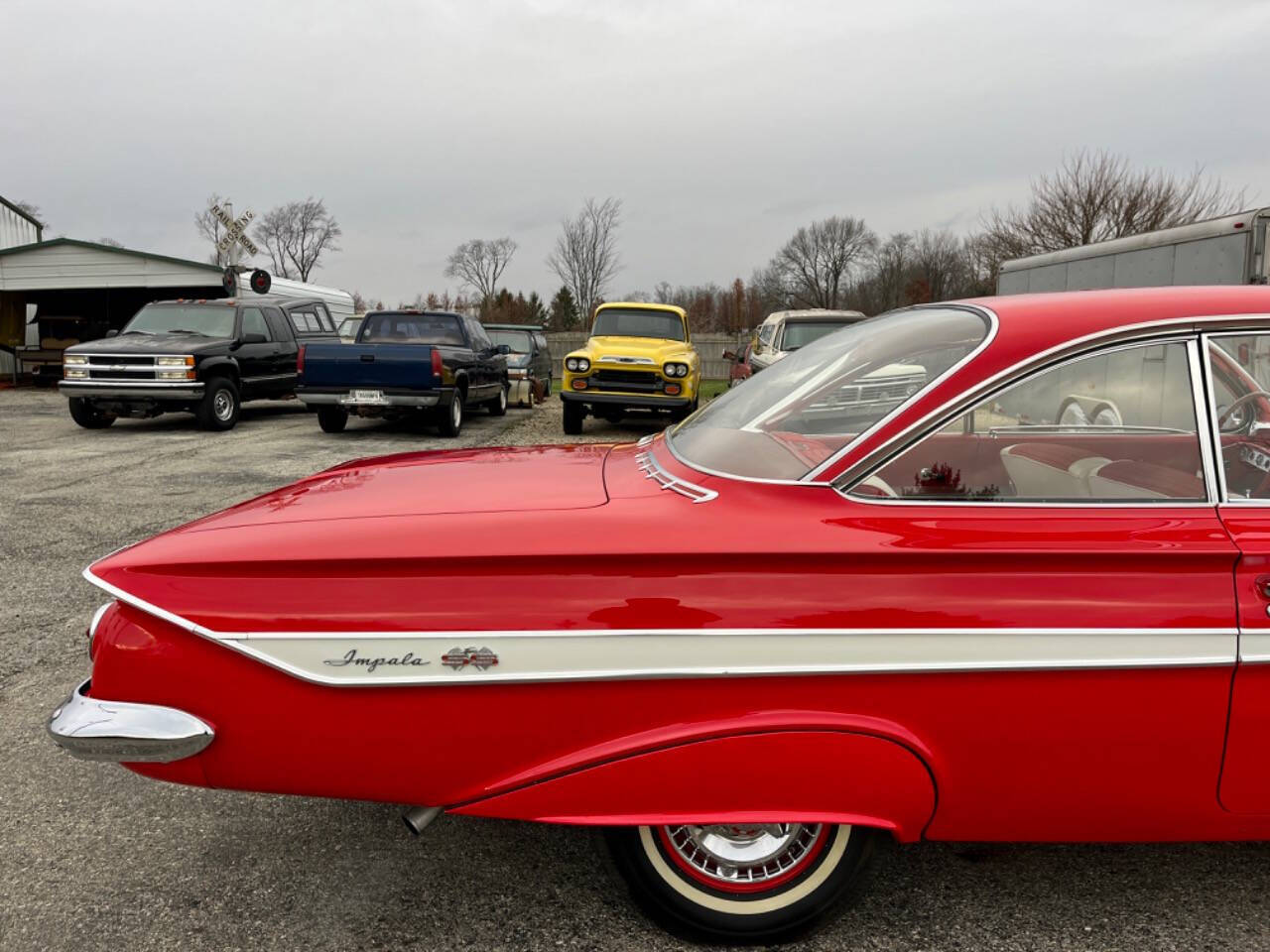 Chevrolet-Impala-Coupe-1961-16